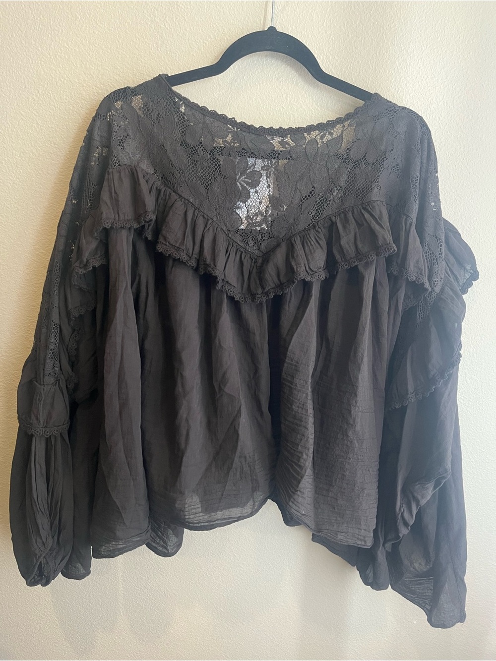 Boho Lace Ruffle Women's Top - Chocolate Brown - Picture 4 of 6
